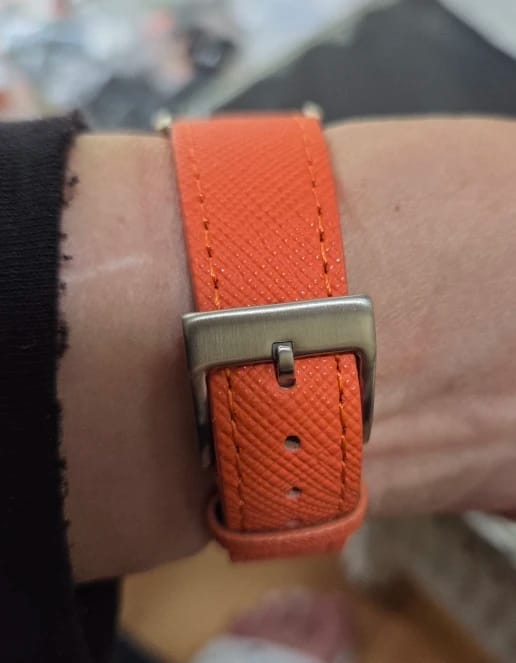 Customer photo review of Garmin 18/20/22mm Quick Release Saffiano Leather Band