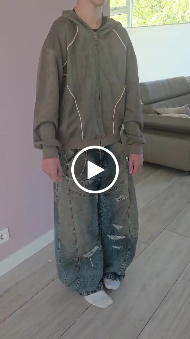 Customer video review of Puff Print Graphic Boxy Zip Up Hoodie | Inflation Streetwear