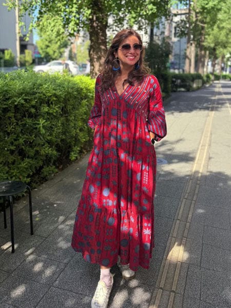 Customer photo review of Aranya Maxi Dress