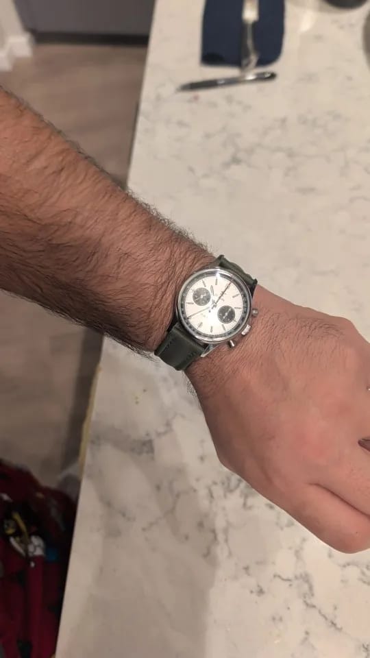 Customer photo review of Garmin 18/20/22mm Quick Release Sailcloth Band with Butterfly Clasp