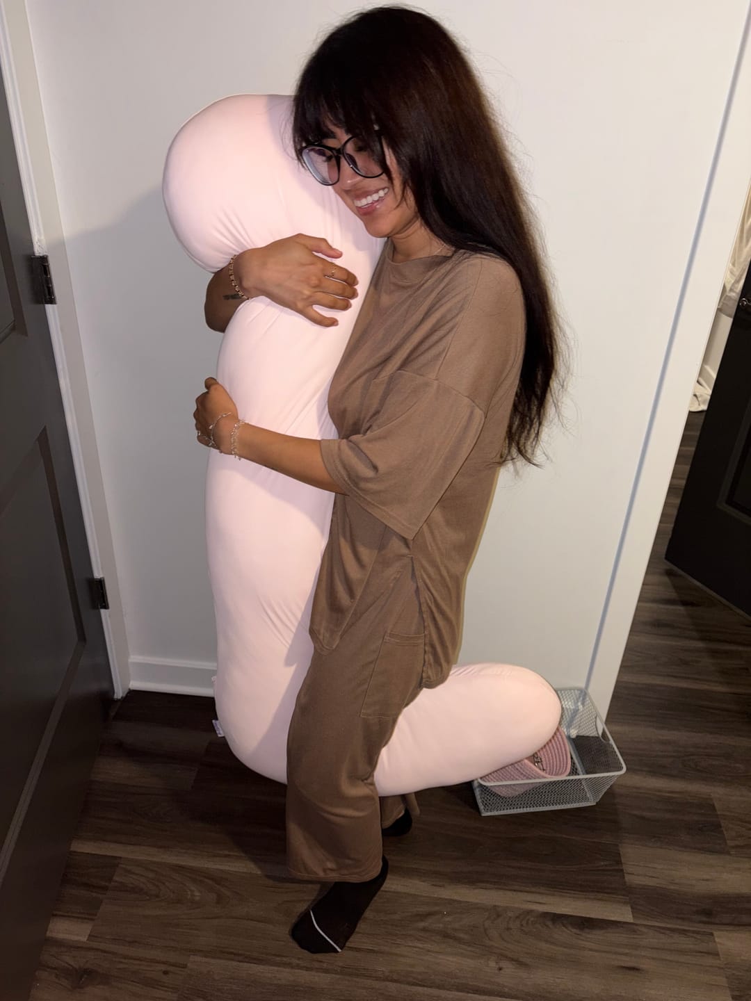 Customer photo review of BodyAlign Plus+ Cooling Pillow