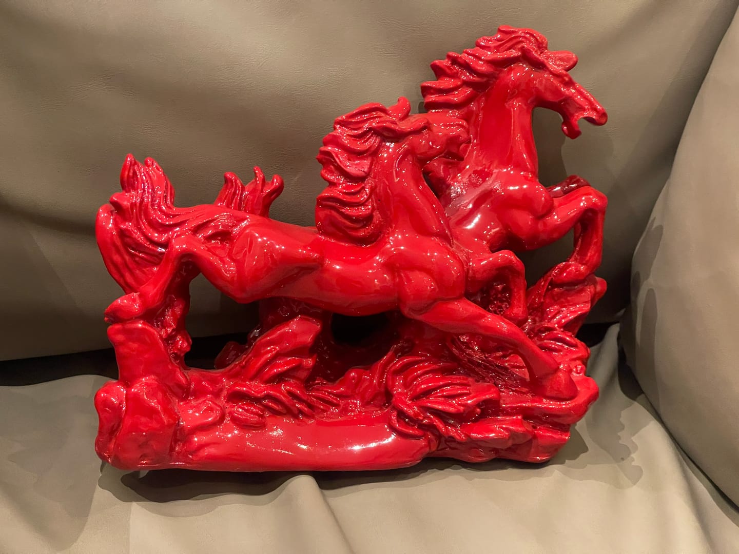Customer photo review of Dynamic 2 Red Running Horses Resin Sculpture Vastu Remedy for Speed, Success and Career Momentum | for Office Desk, Business Spaces and Home Decor | 21 x 16 cm | 385 g