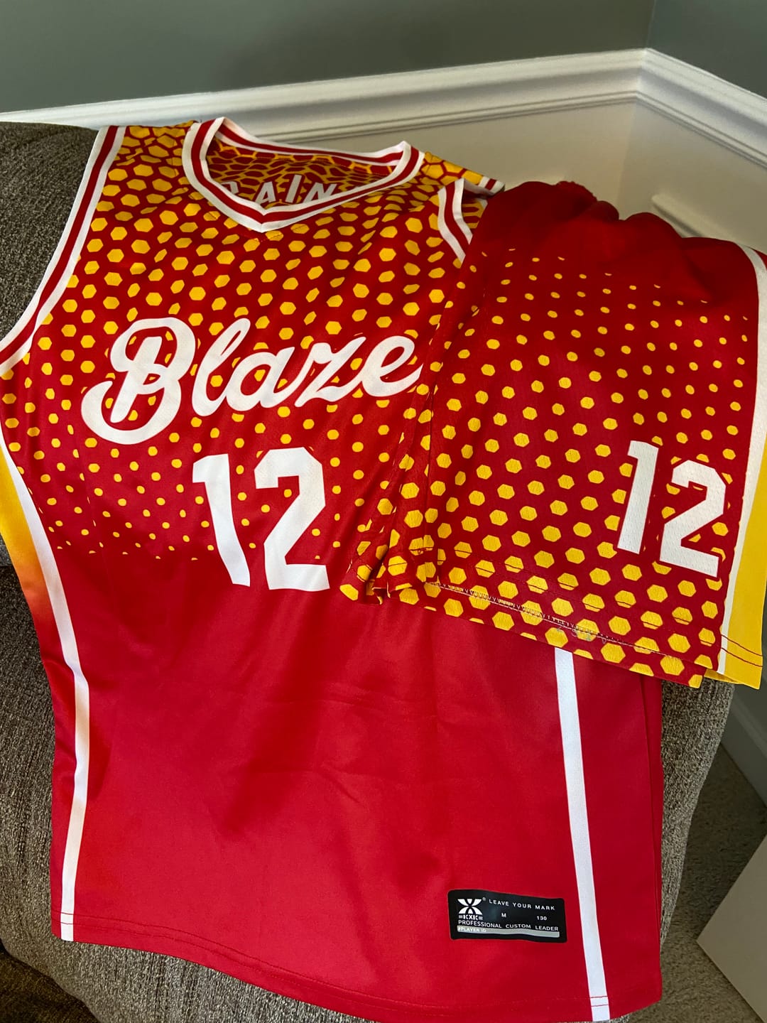 Customer photo review of Custom Gold Red Reversible Side Gradient Sports Uniform Dot Pattern Basketball Jersey Kits