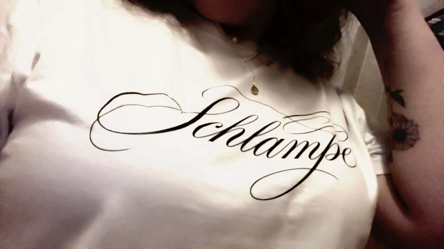 Customer photo review of Schlampe T-Shirt