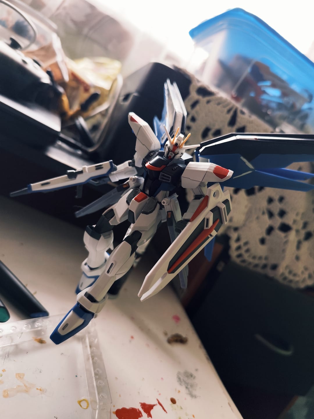 Customer photo review of HGCE 1/144 ZGMF-X10A FREEDOM GUNDAM - Model Kit Articulado - Bandai