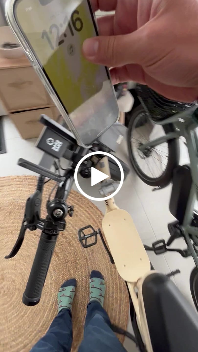 Customer video review of Phone Holder