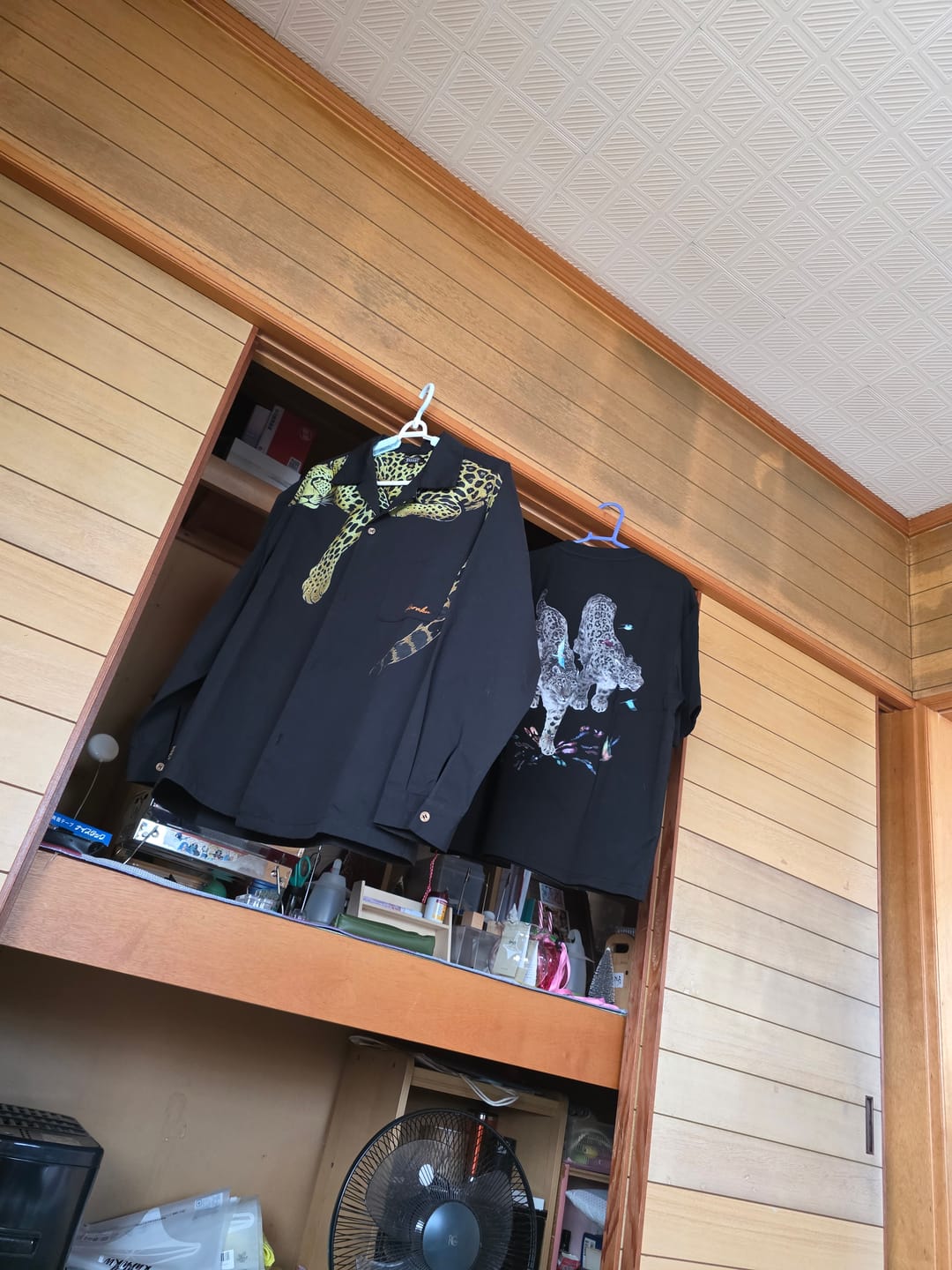 Customer photo review of 「山海経・霊獣」プリント＆KARAKU刺繍入りコットンロンT