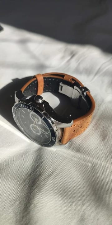 Customer photo review of Garmin 18/20/22/24mm Quick Release Perforated Racing Leather Band