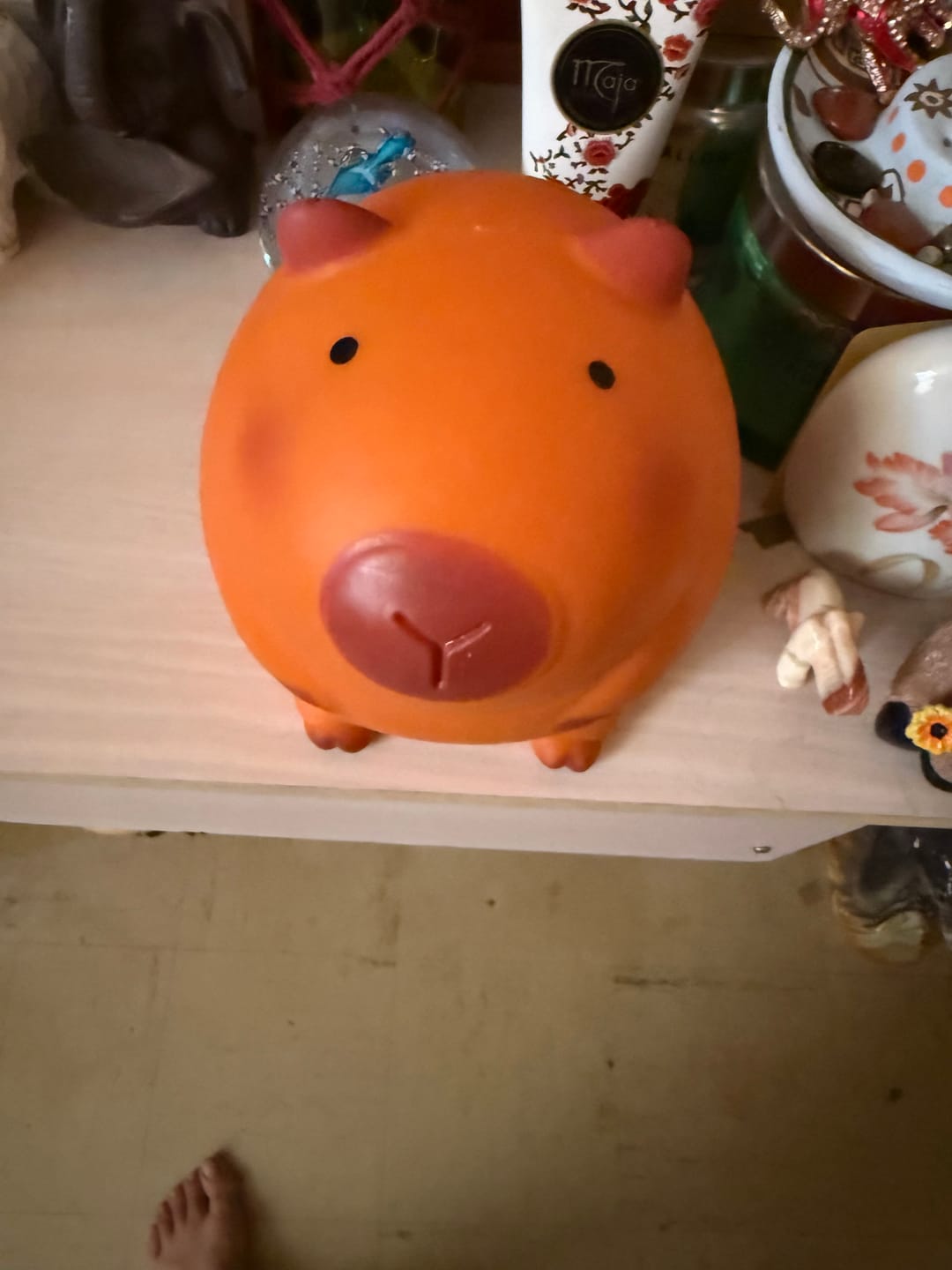 Customer photo review of Giant Squishy Capybara
