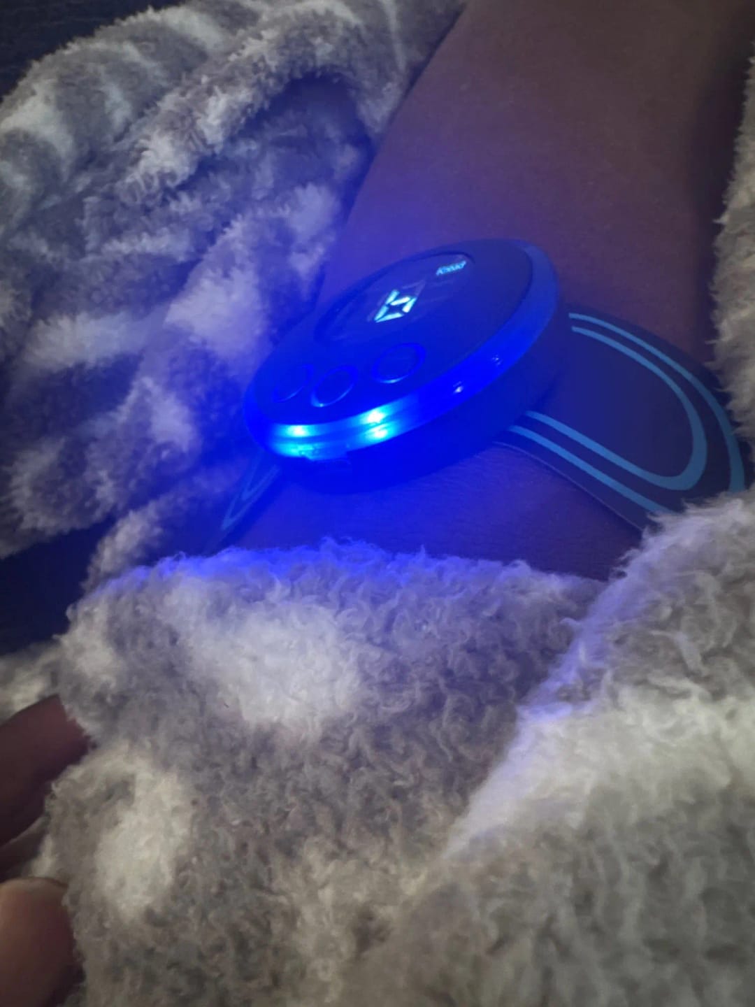 Customer photo review of RelaxWave EMS Neck & Back Massager