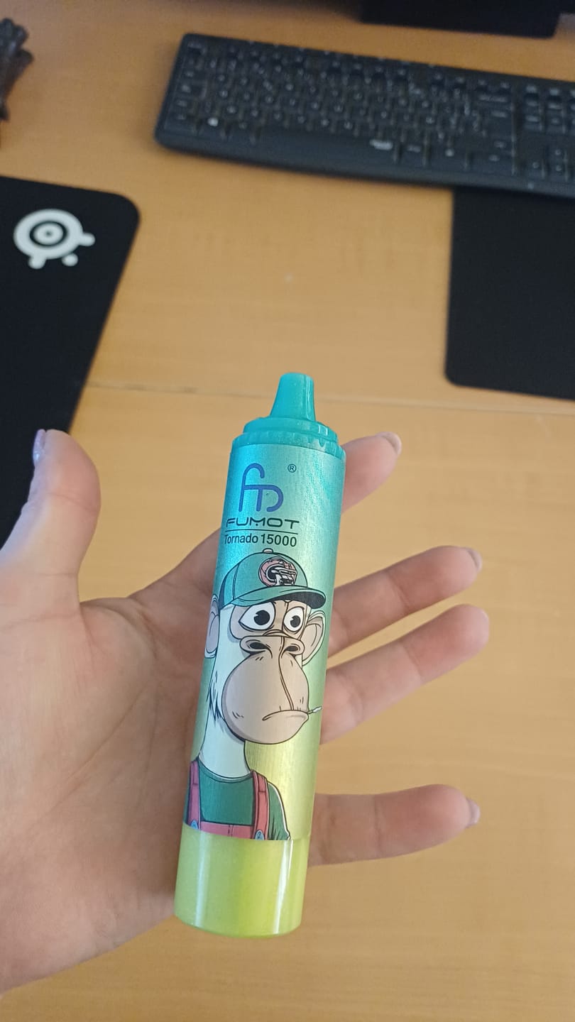 Customer photo review of RandM Tornado 15000 Disposable Vape