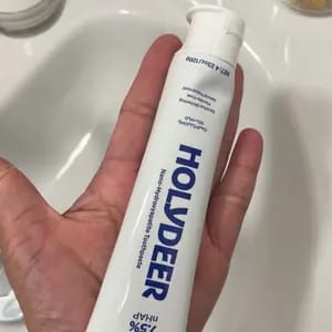 Customer photo review of Sbiancante Dentifricio Fluoro-Free con Nano Idrossiapatite
