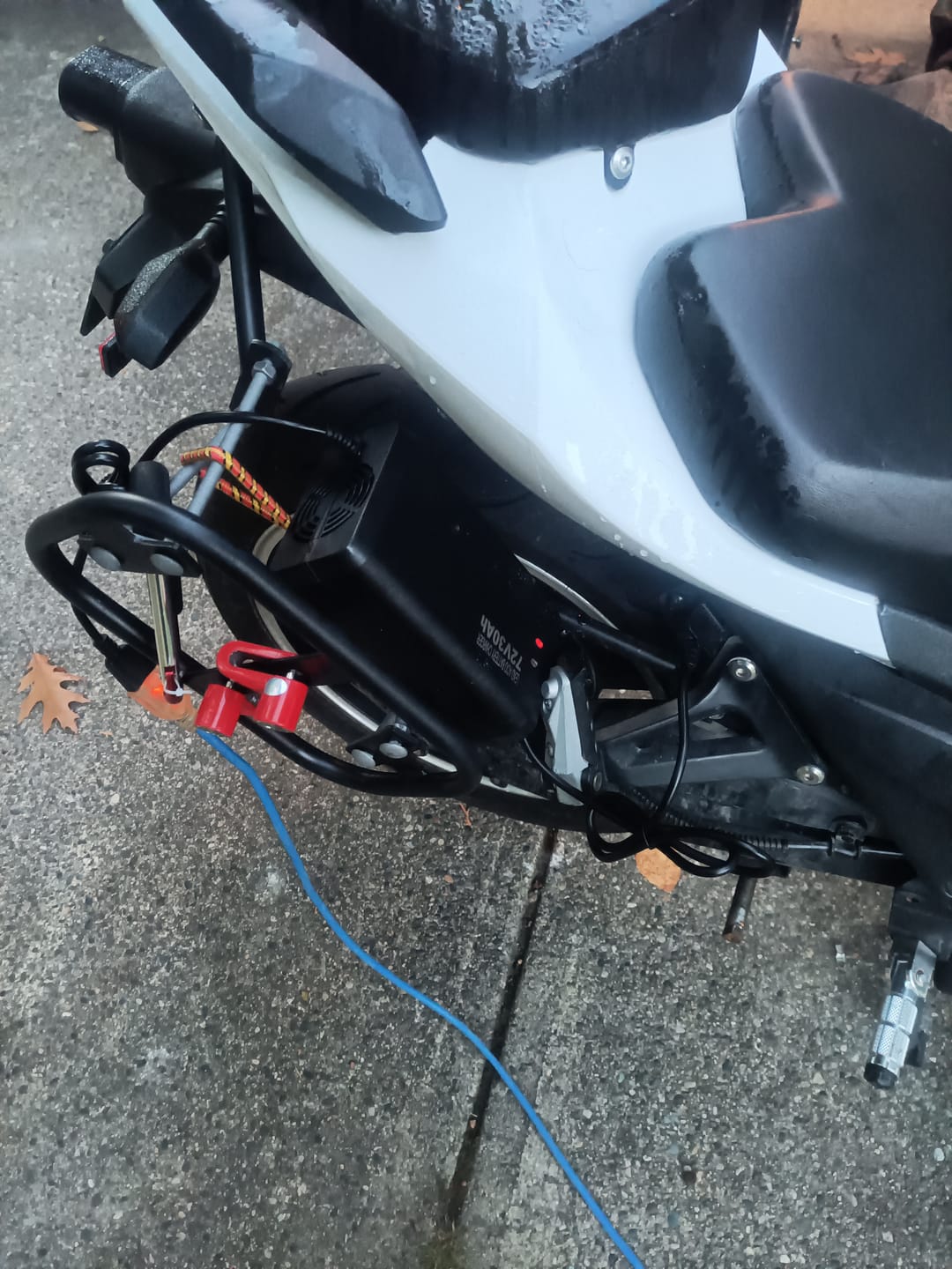 Customer photo review of 72V/30Ah SLA Charger - Universal Plug