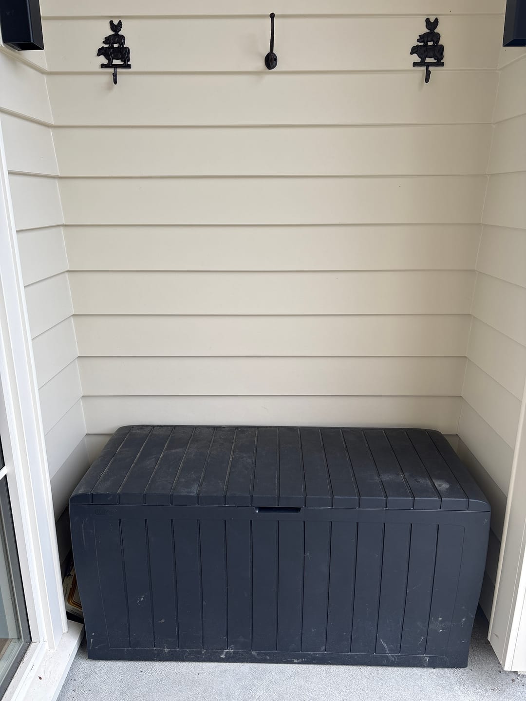 Customer photo review of Marvel Plus Deck Box