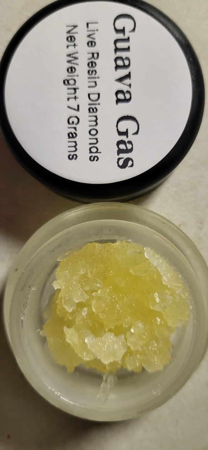 Customer photo review of Guava Gas | Live Resin Diamonds