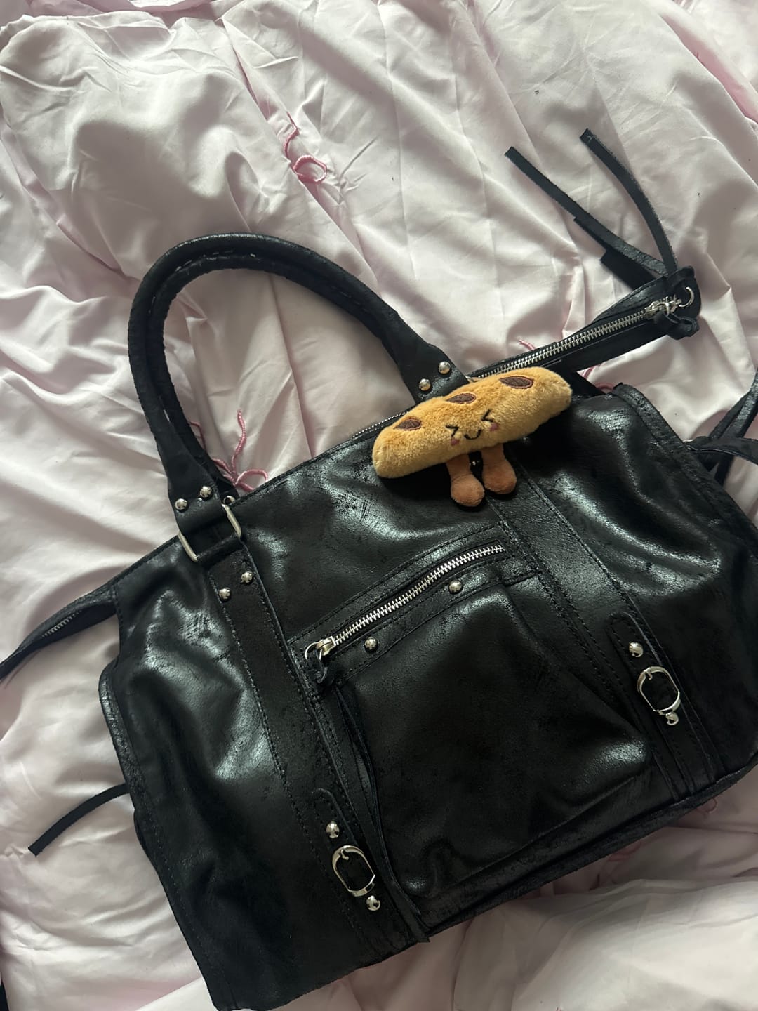 Customer photo review of It girl bag black silver