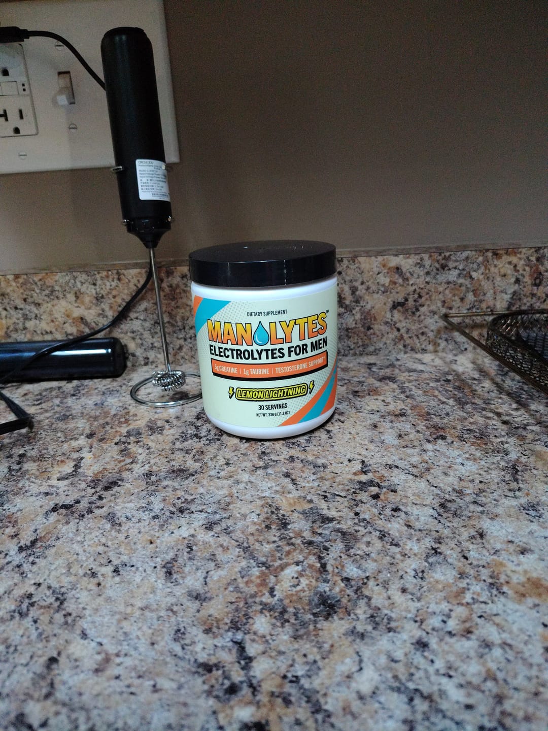 Customer photo review of Manolytes Daily Electrolytes