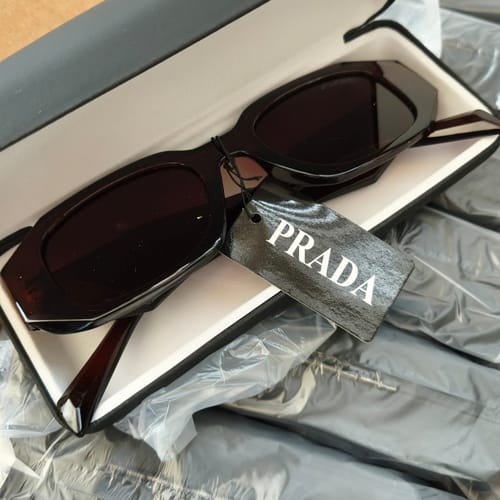 Customer photo review of Box Emprendedor VALUH – 10 Lentes UV400 para Revender