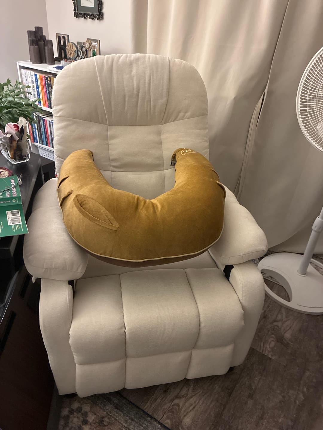 Customer photo review of Velvet Bronze/Mahogany Maker's Pillow