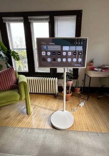 Customer photo review of Amoréa Tragbarer Smart-TV