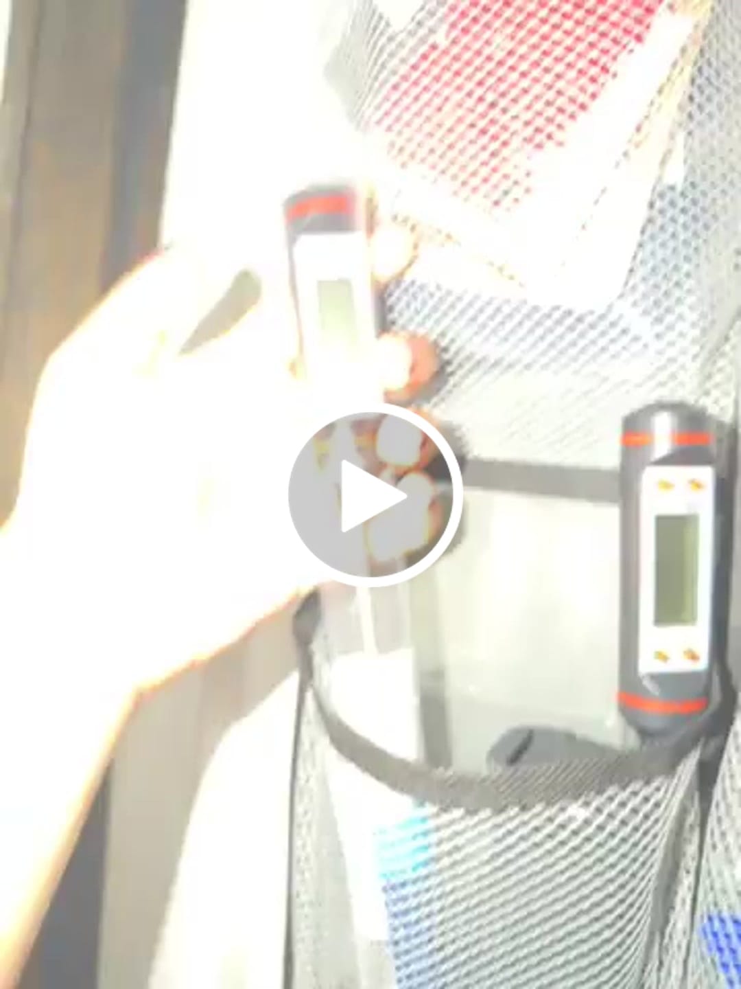 Customer video review of Termómetro digital para fabricación de velas