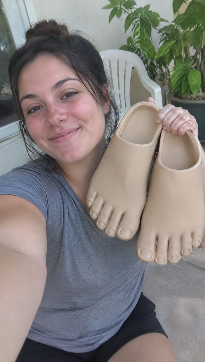 Customer photo review of GoofyFeet