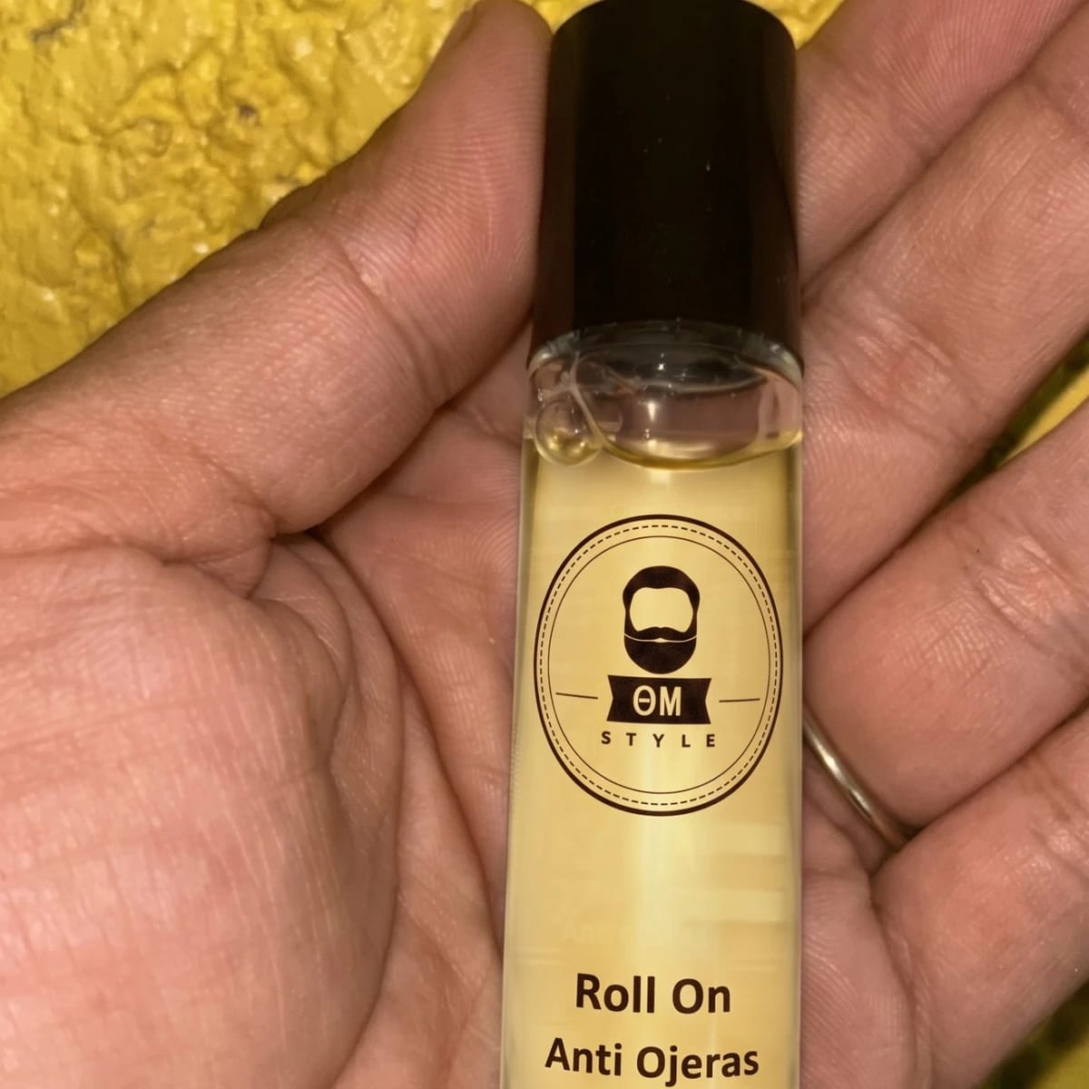 Customer photo review of Roll On Antiojeras OM Style