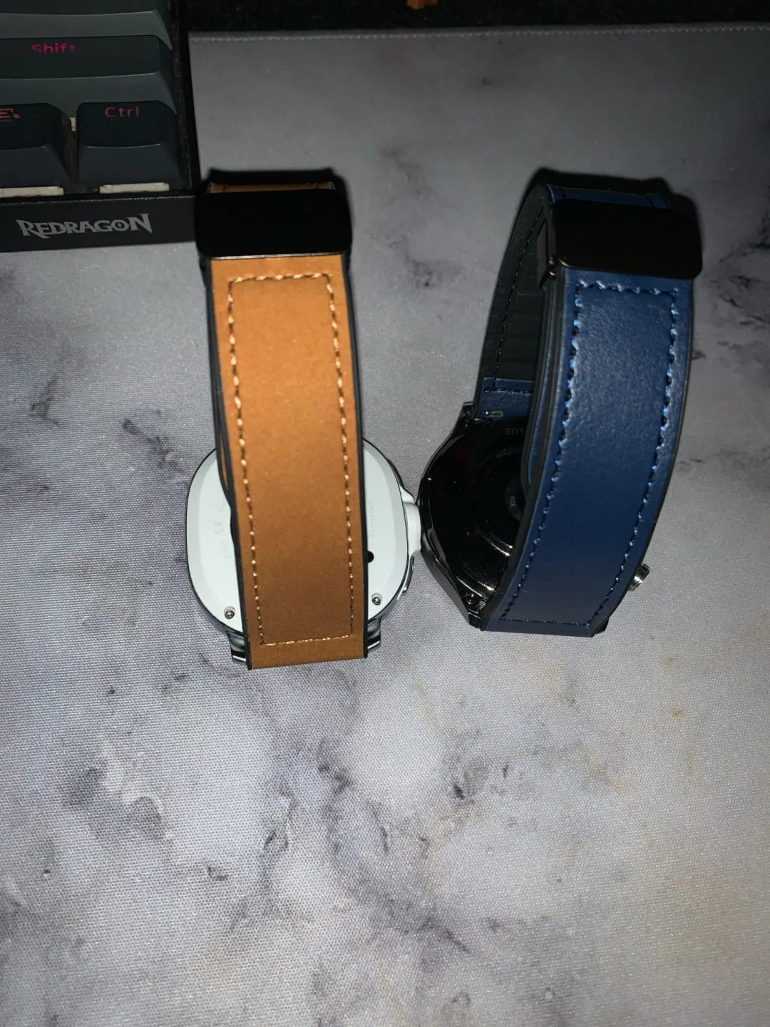 Customer photo review of Garmin 18/20/22mm Quick Release Leather and Silicone Magnetic Band