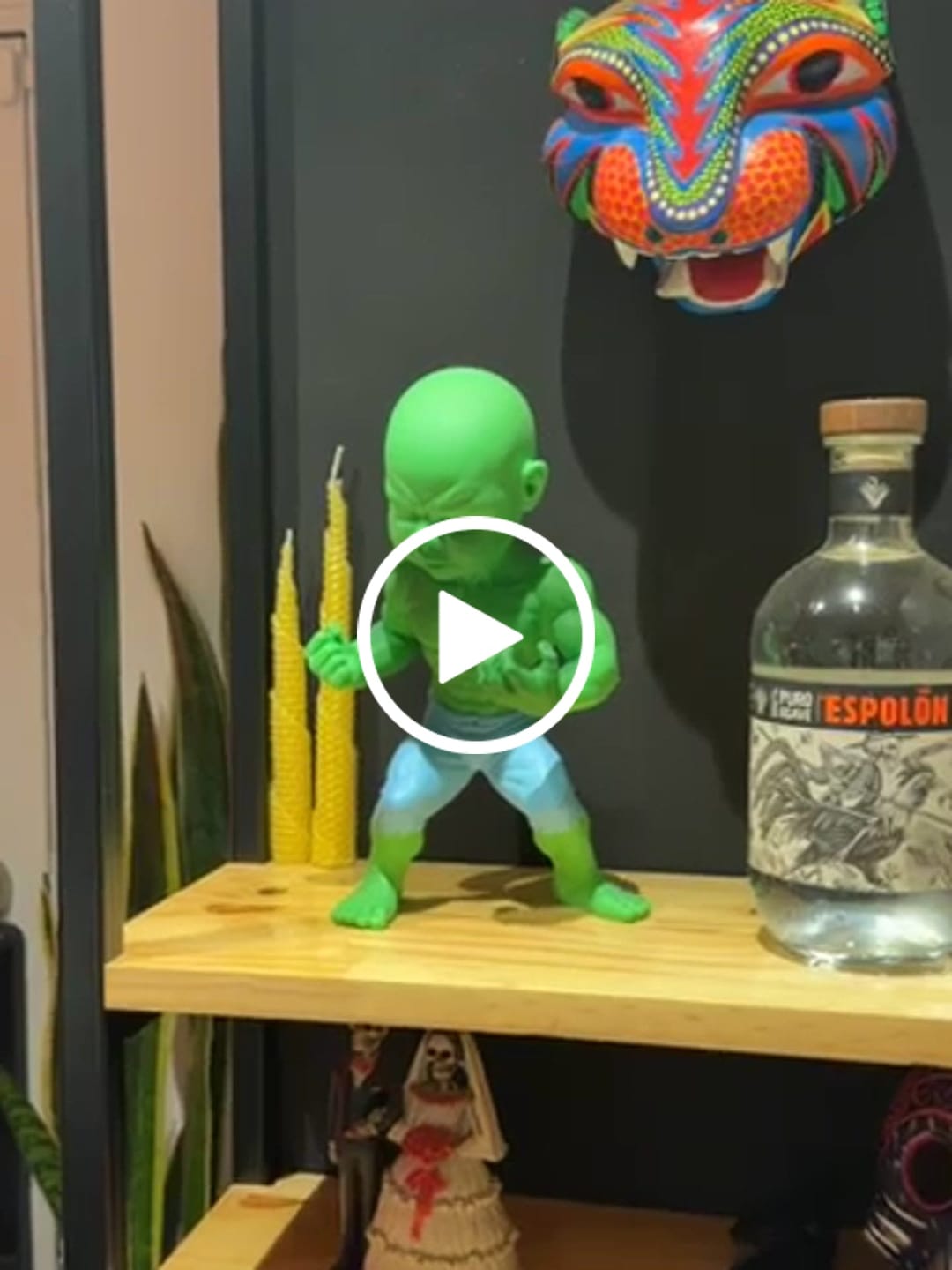 Customer video review of Ron English x Temper Tot