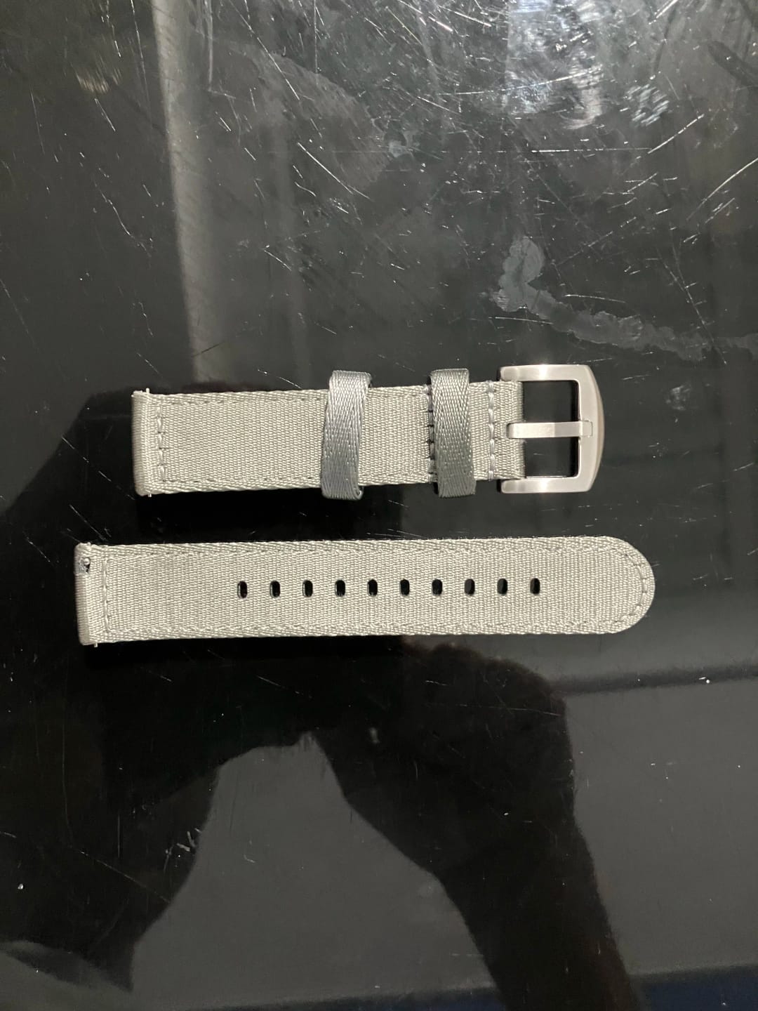 Customer photo review of Garmin 18/20/22mm Quick Release Seatbelt Nylon Band