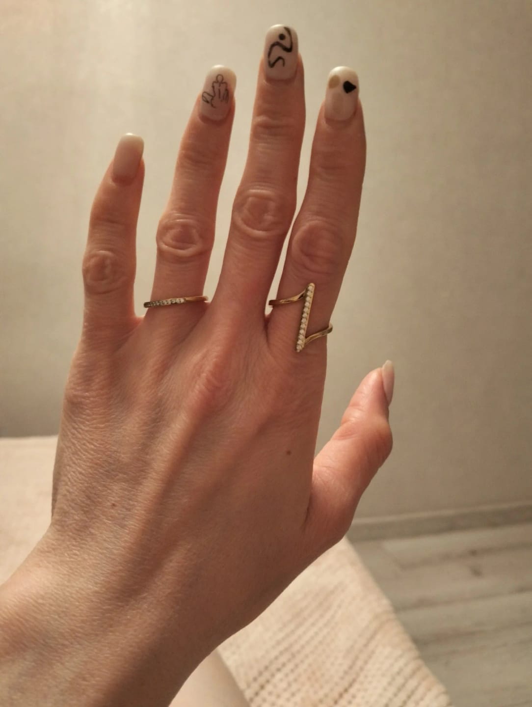 Customer photo review of Ethereal Glimmer Ring