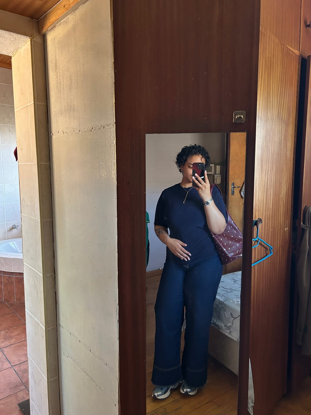 Customer photo review of L | Navy Blue Midi Sleeve Lightweight Vest