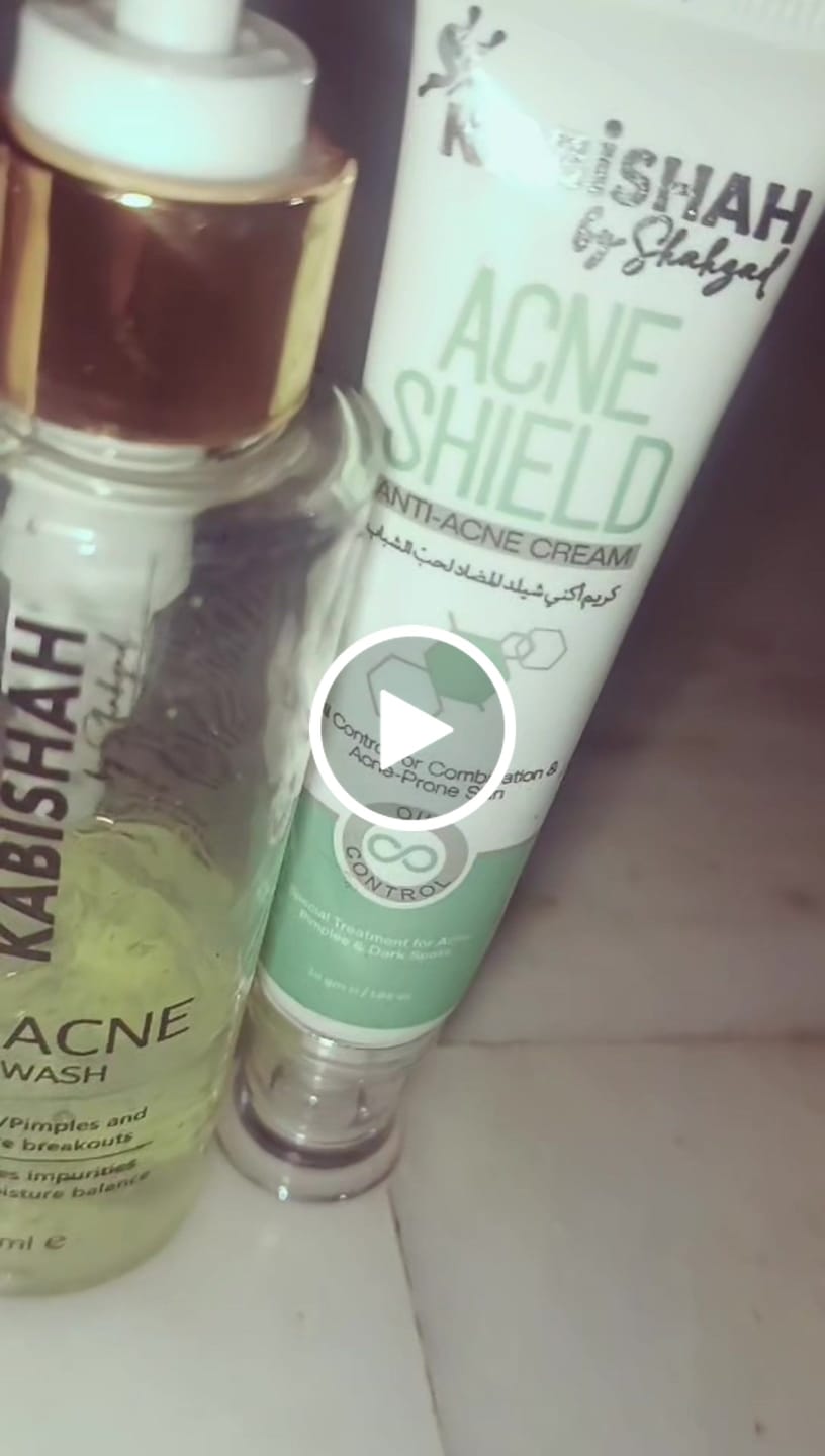 Customer video review of Anti Acne Bundle