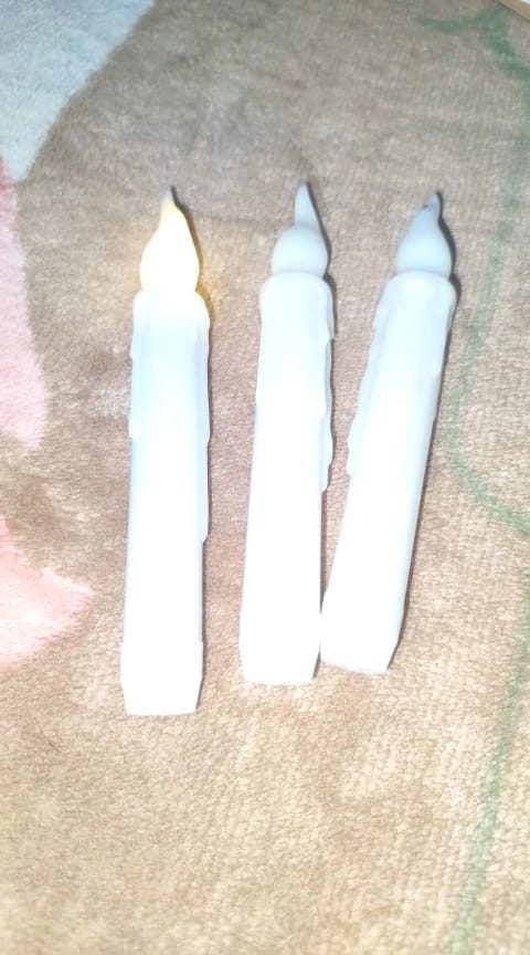 Customer photo review of Floating Candles with Magic Wand Remote