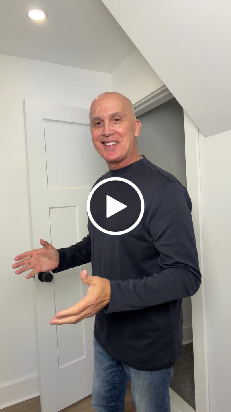 Customer video review of Long Sleeve Mock Neck