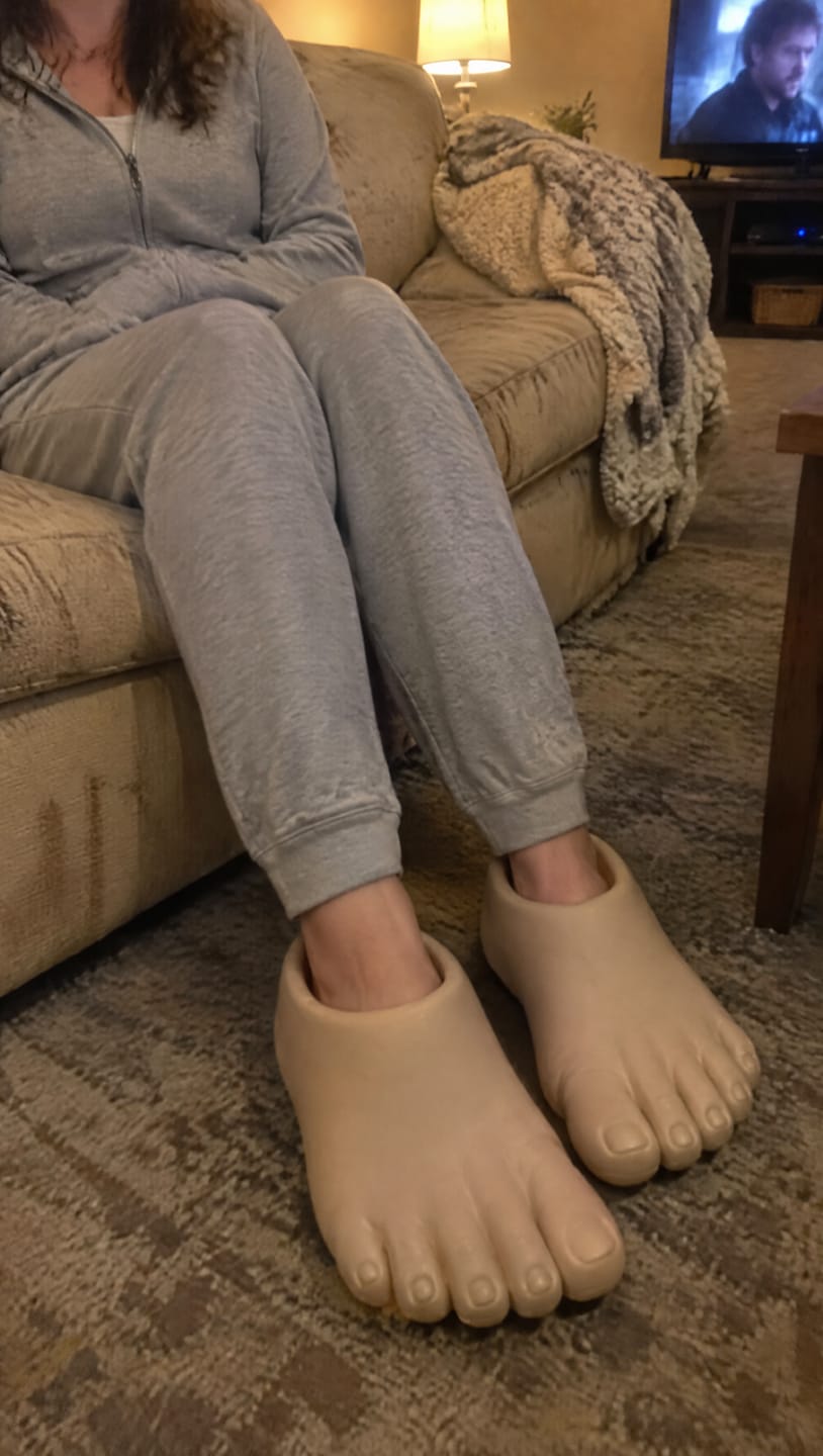 Customer photo review of GoofyFeet