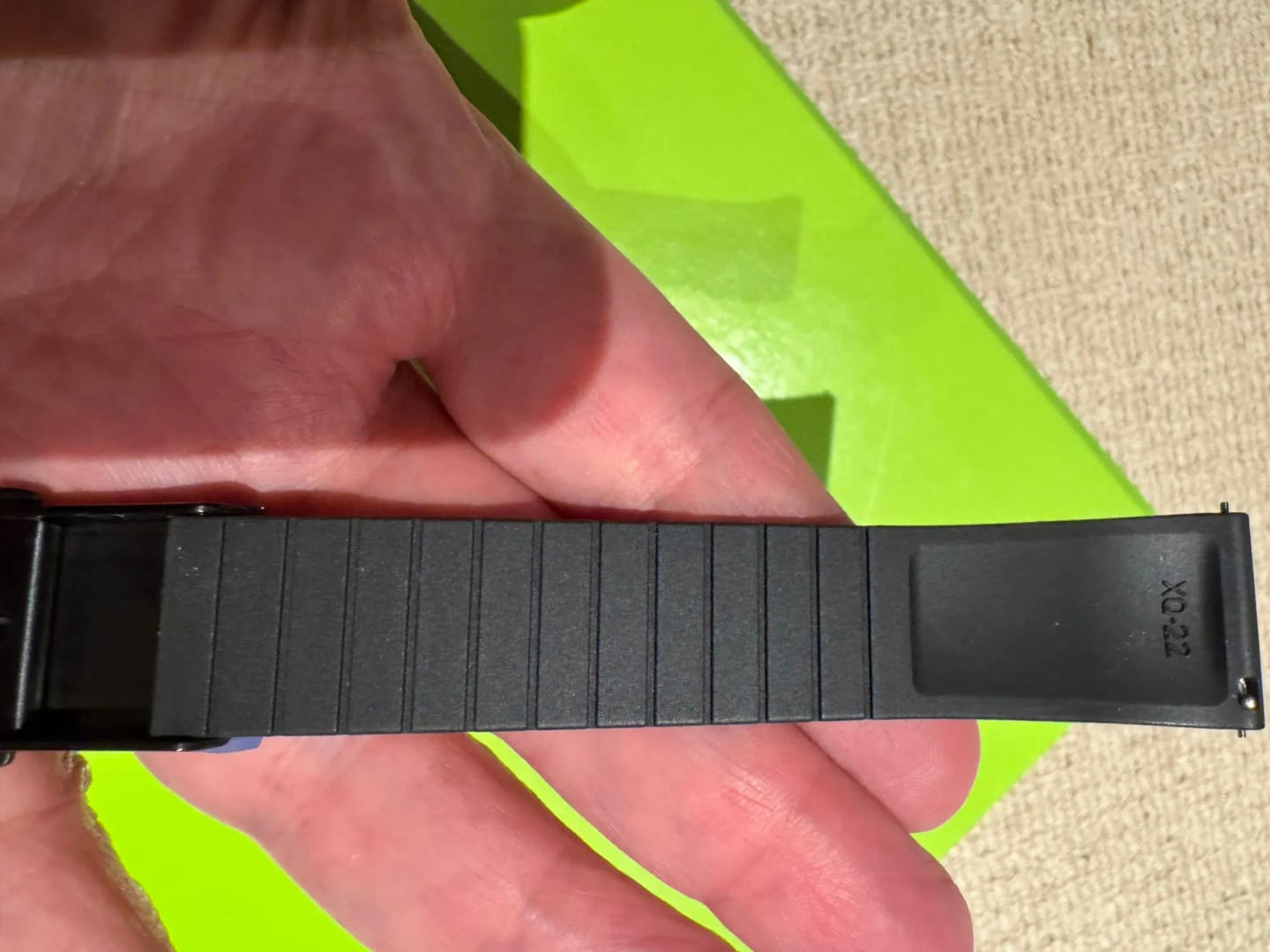 Customer photo review of Garmin 18/20/22mm Quick Release FKM Rubber Band with Folding Clasp