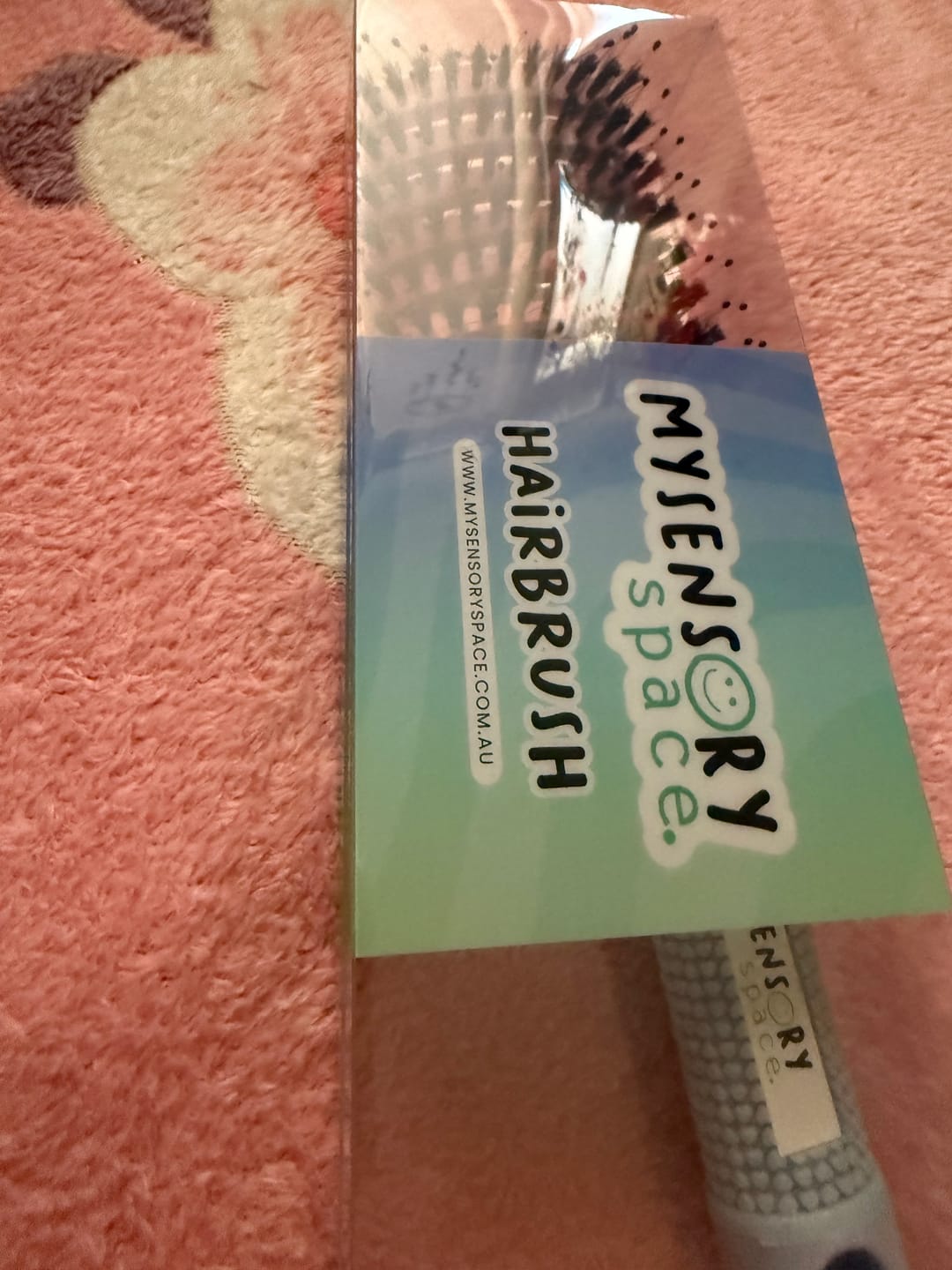 Customer photo review of Sensory Hairbrush Pastel Paradise