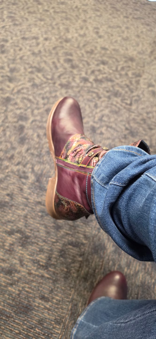 Customer photo review of Retro Painted Buckle Flat Shoes
