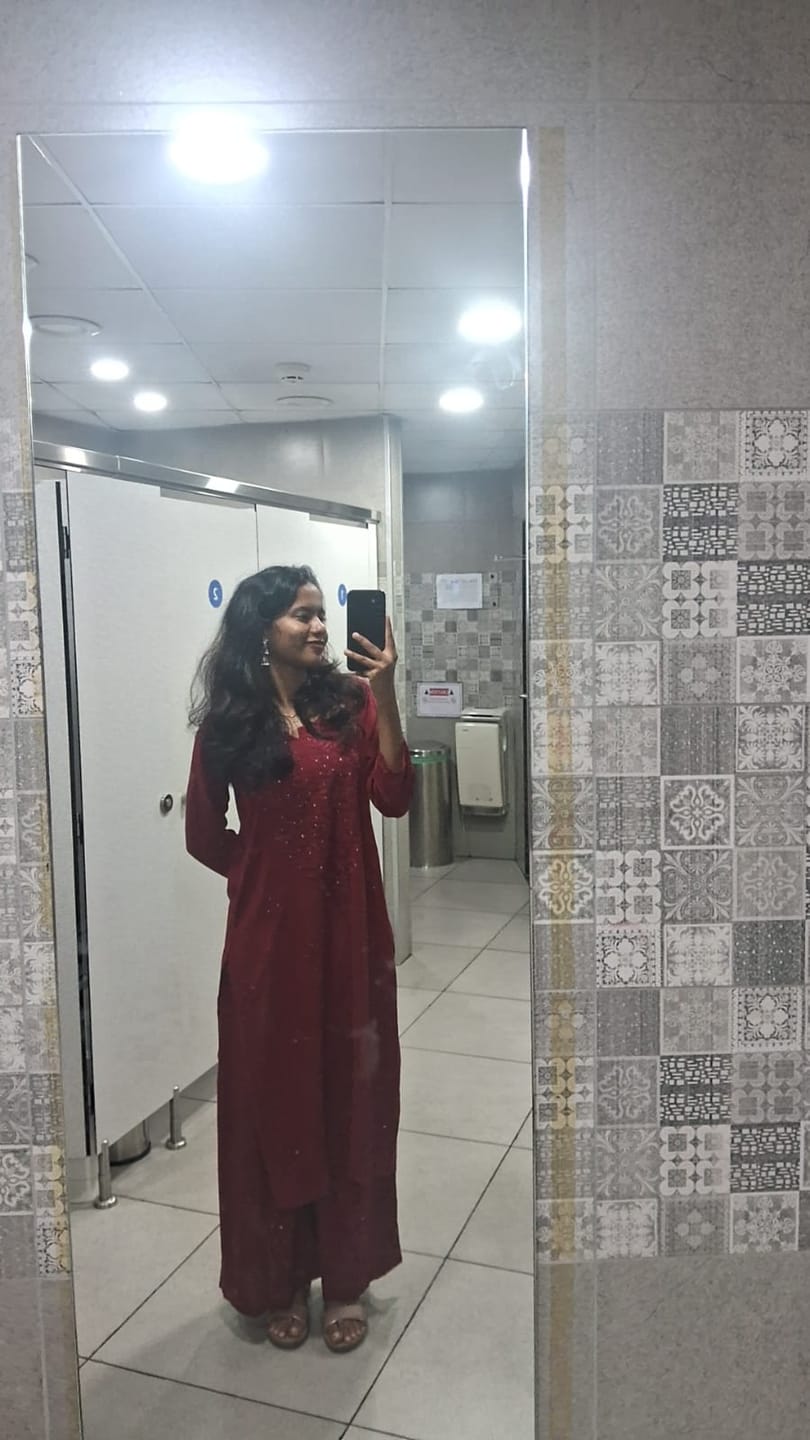 Customer photo review of Maroon 2 piece Rayon Mukaish set