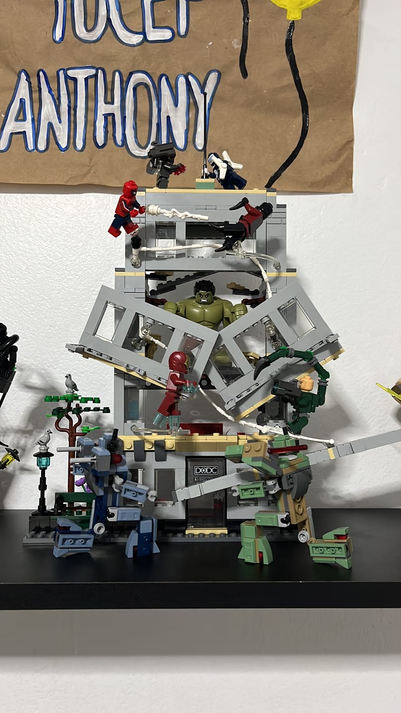 Customer photo review of Spider-Man vs. Hulk: Choque Épico