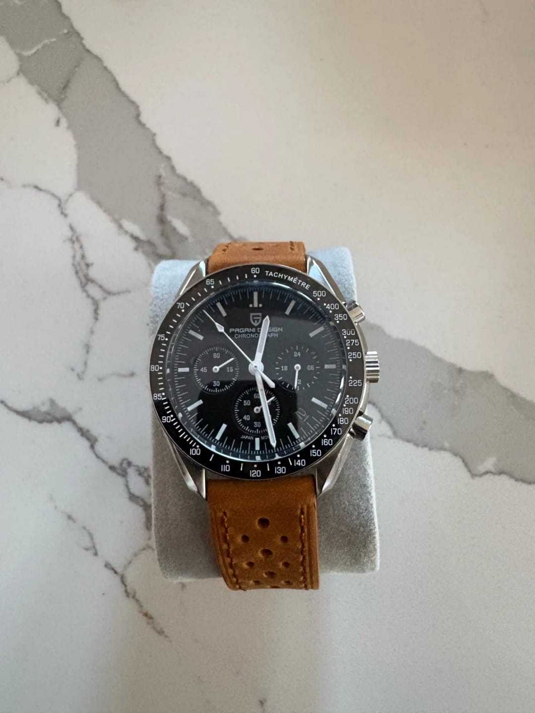Customer photo review of Garmin 18/20/22/24mm Quick Release Perforated Racing Leather Band