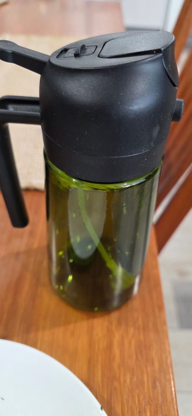 Customer photo review of 2 in 1 Oil Dispenser