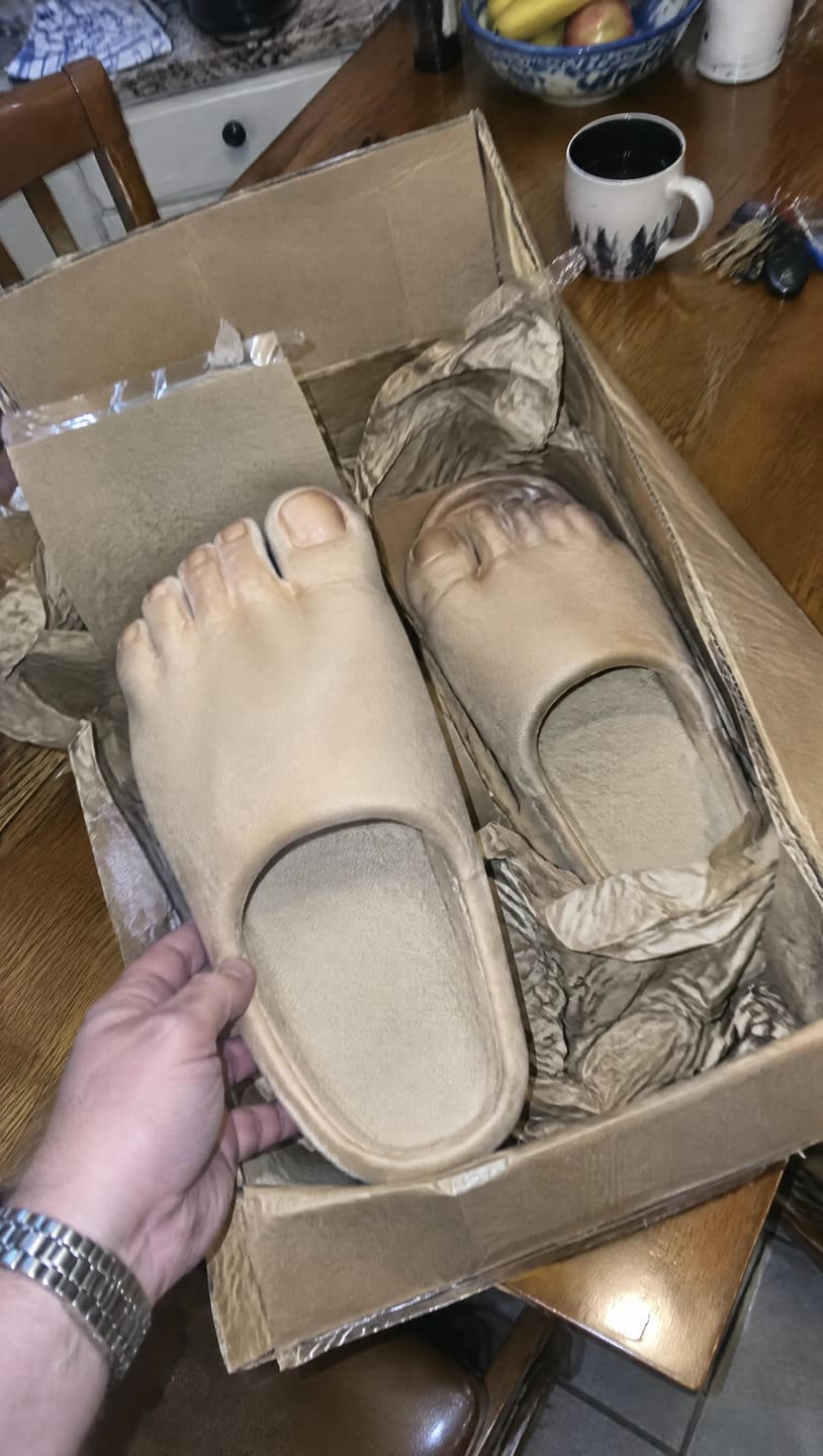 Customer photo review of GoofyFeet