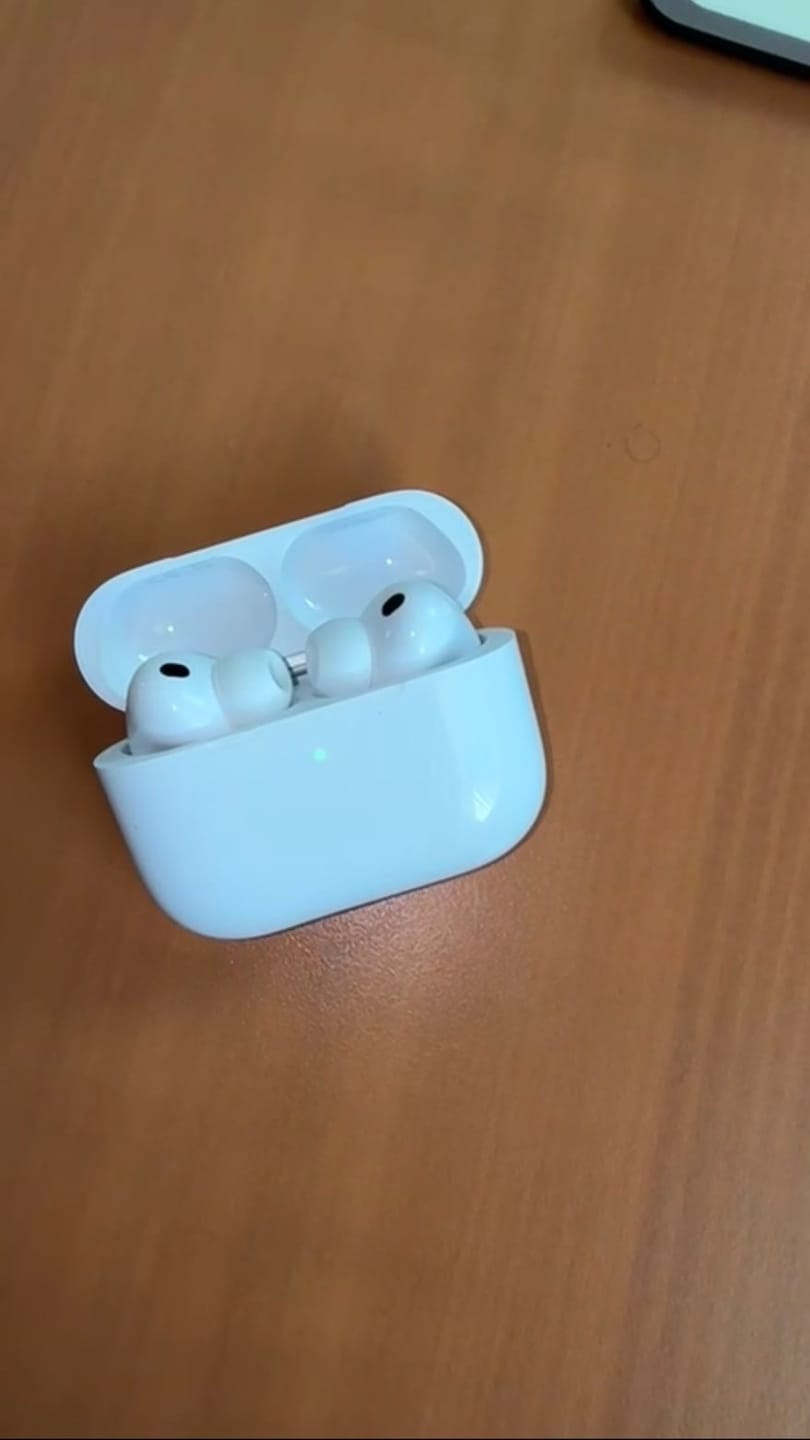 Customer photo review of APods 4