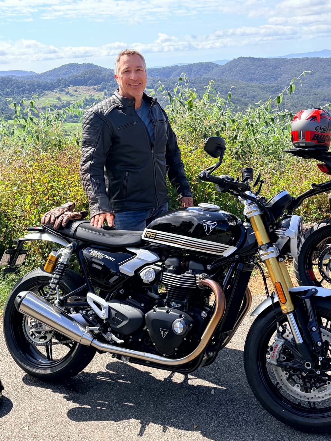 Customer photo review of GEN 2 'ol Bobber' | Diamond Quilted Premium Motorbike Jacket | Distressed Charcoal Brown