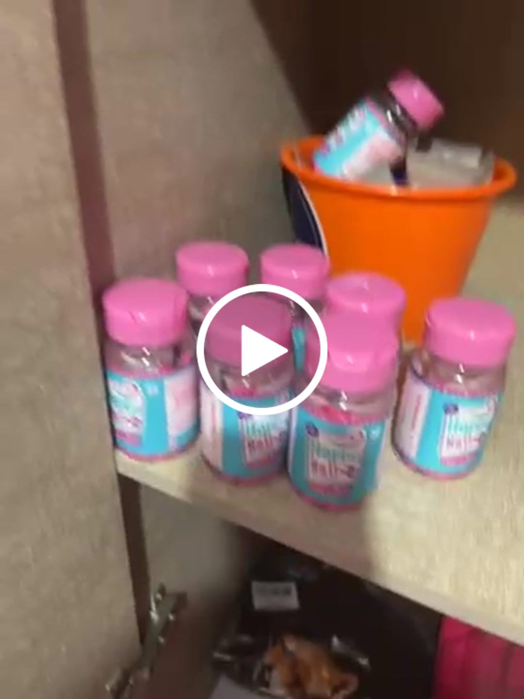 Customer video review of Happy Hair 6 Potes + 6 Potes Grátis + 1 Melatonina + 1 Colágeno + 1 Happy Calm (Total 15 Potes)