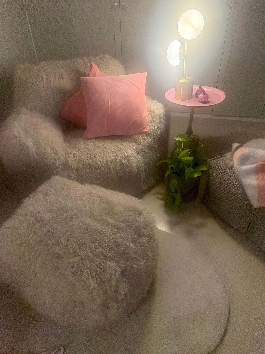 Customer photo review of DODO LOUNGE SQUARE OTTOMAN-FAUX FUR