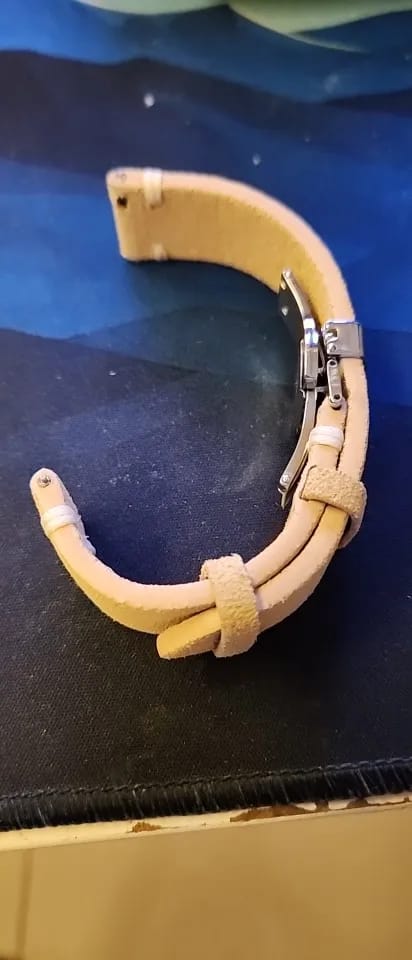 Customer photo review of Garmin 18/20/22mm Quick Release Suede Band with Butterfly Clasp