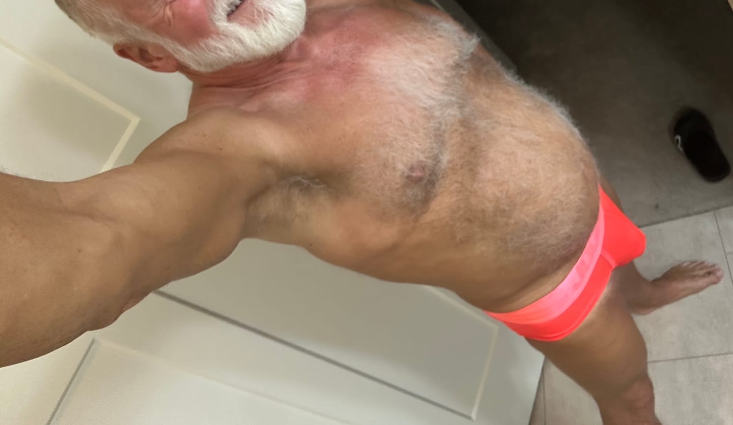Customer photo review of Men's Solid Color Mesh Breathable Sports Fitness Briefs